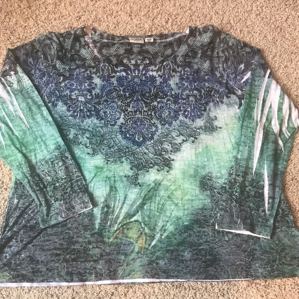 Top 👚💙